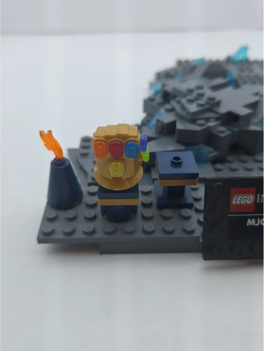 Retired LEGO Marvel 76209 Thors Hammer Mjolnir Display Set Minifigure Incomplete